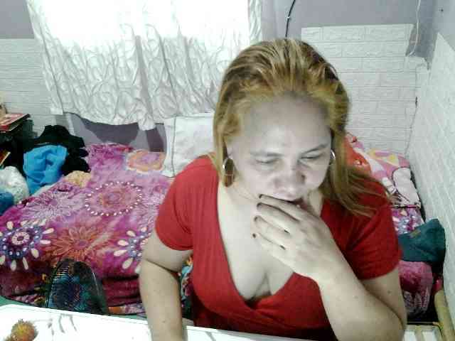 SWEETLILY02 webcam