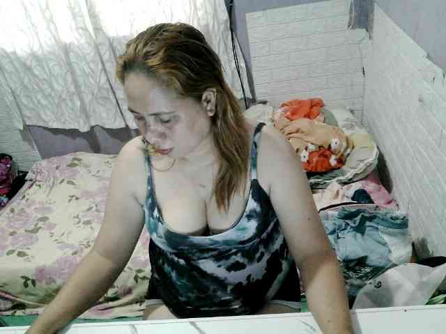 SWEETLILY02 webcam