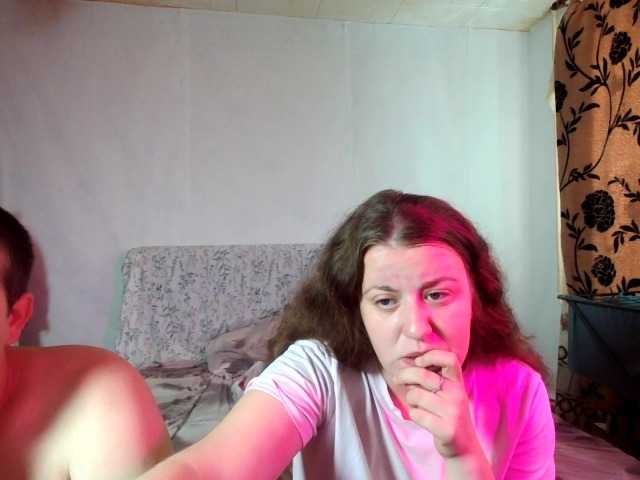Sladkaye1987 live cam on BongaCams
