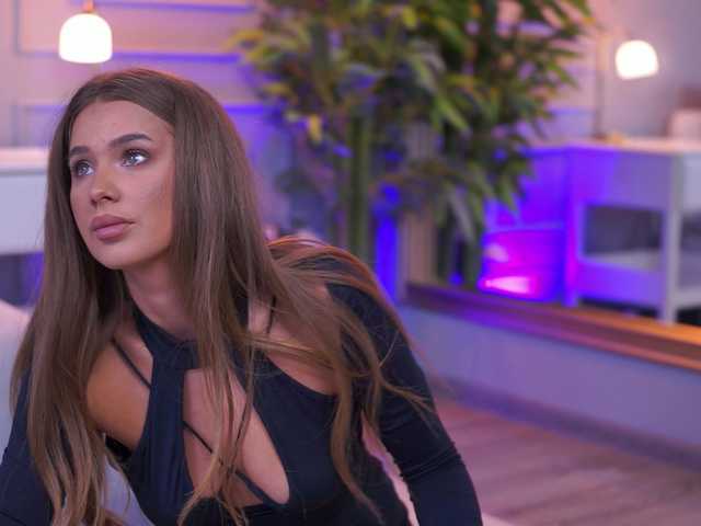 EvieVooss live webcam show