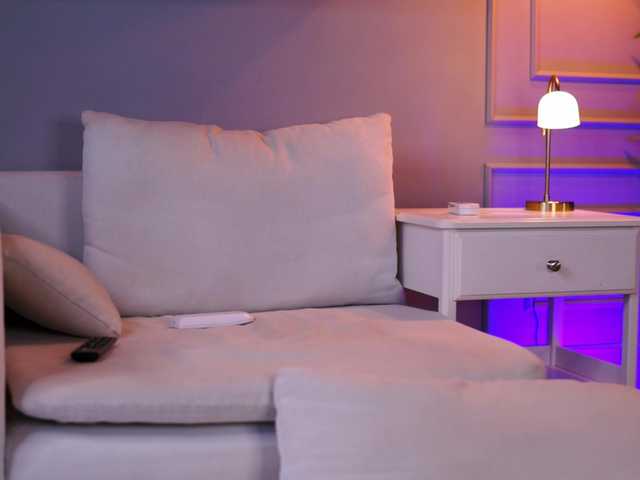 EvieVooss live cam on BongaCams