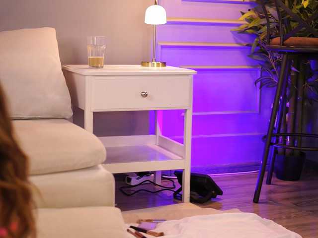 EvieVooss live cam on BongaCams
