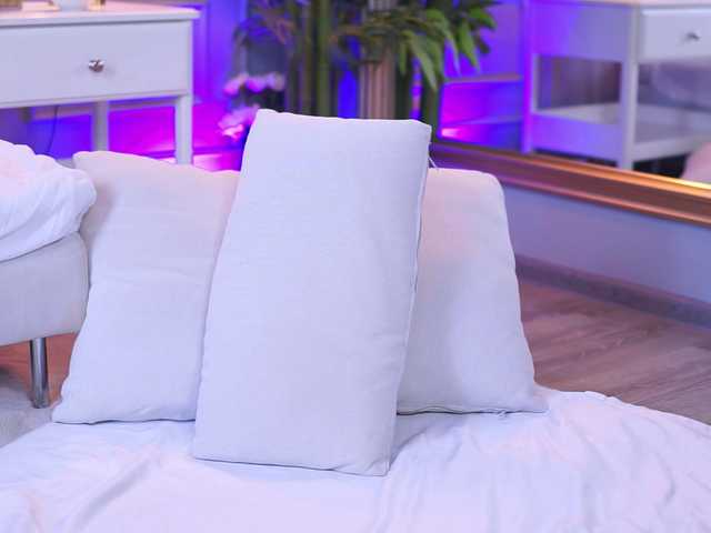 EvieVooss live webcam show