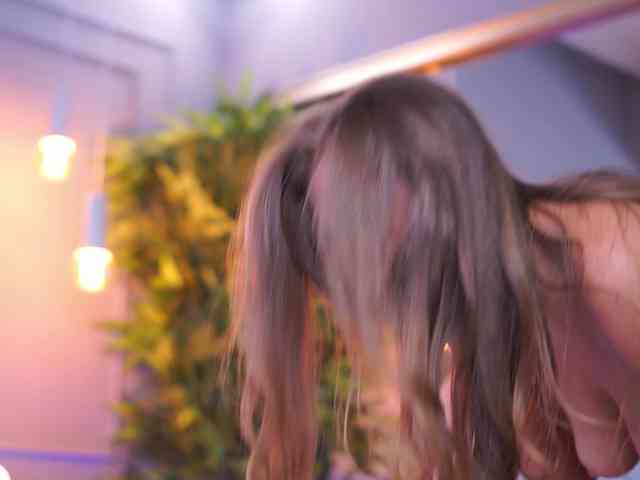 EvieVooss webcam