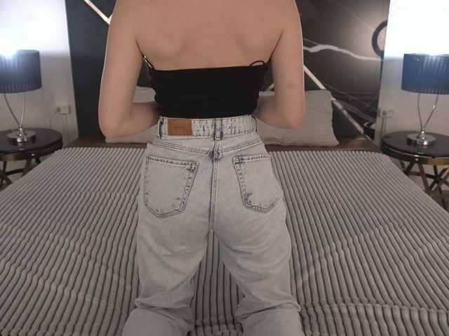 CamillaRosee live cam on BongaCams
