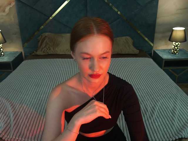 CamillaRosee live cam on BongaCams