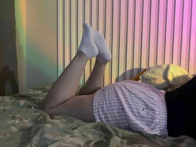 riris-feet webcam