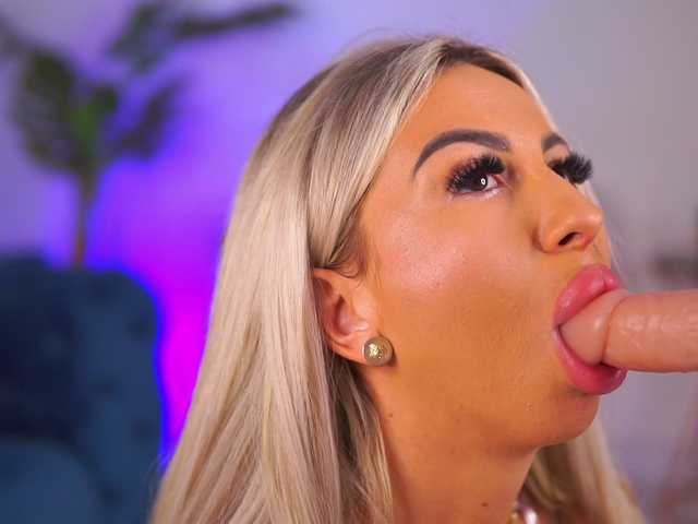 CelineDyor live cam on BongaCams