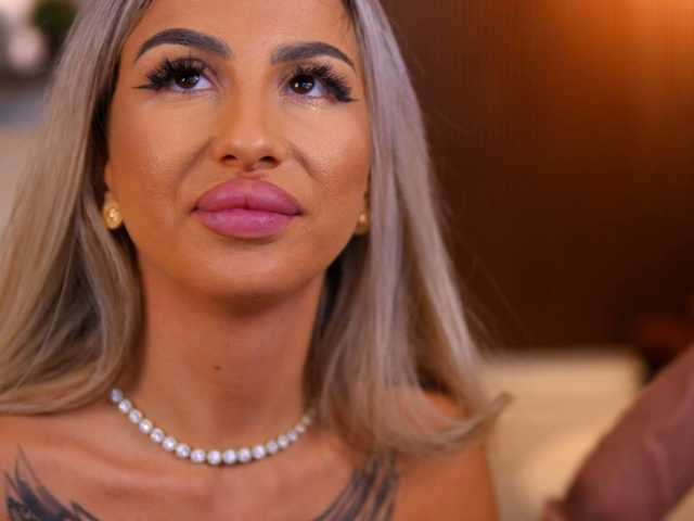 CelineDyor live cam on BongaCams
