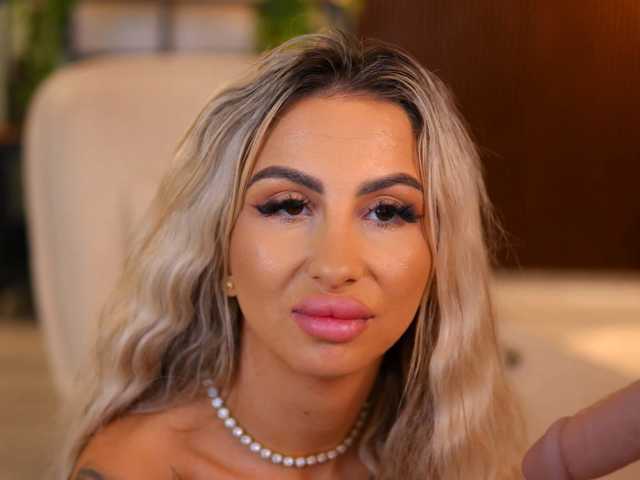 CelineDyor