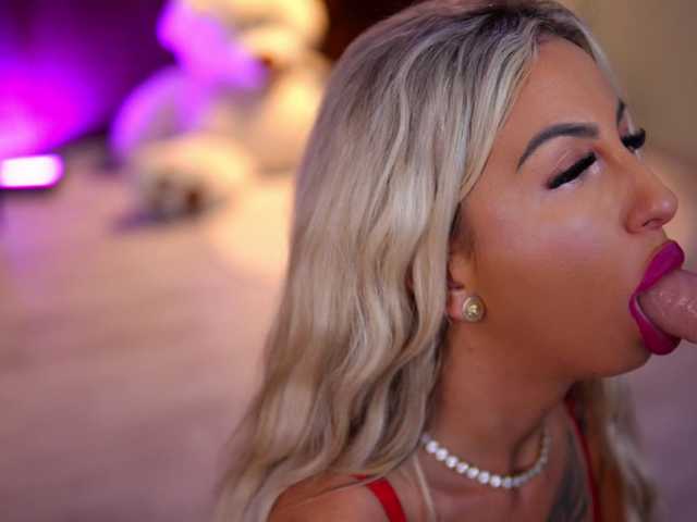 CelineDyor live cam on BongaCams