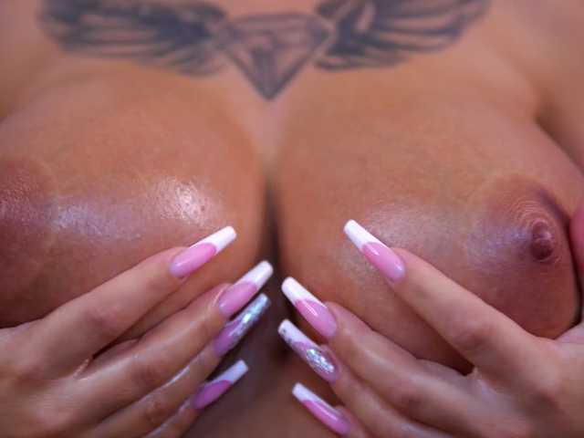 CelineDyor