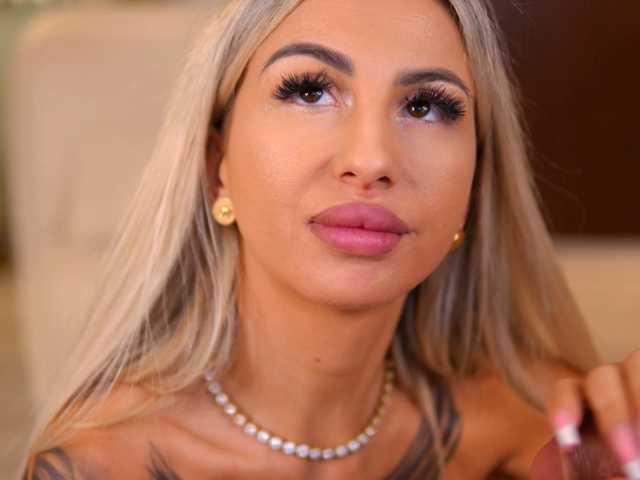 CelineDyor