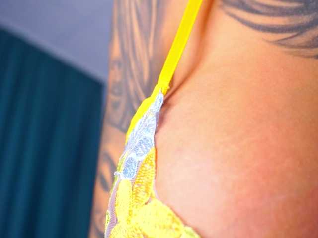 CelineDyor live cam on BongaCams