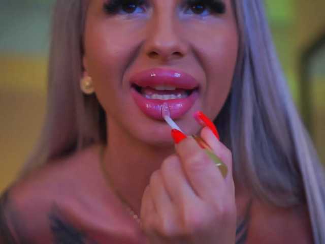 CelineDyor live cam on BongaCams
