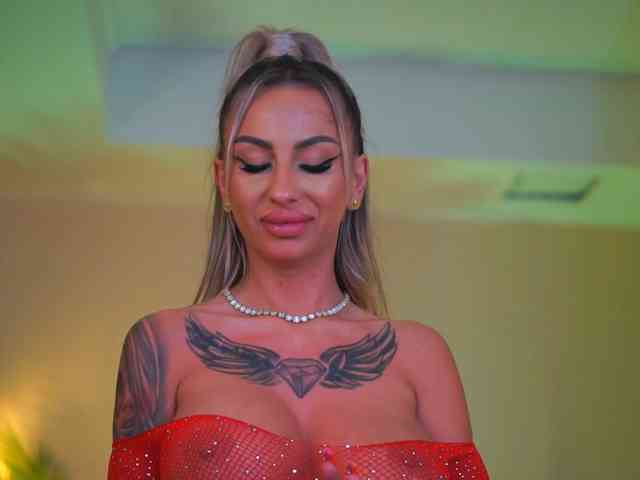 CelineDyor