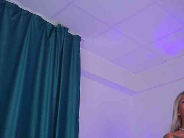 CelineDyor webcam