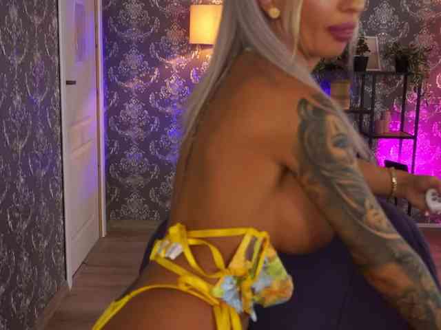 CelineDyor webcam