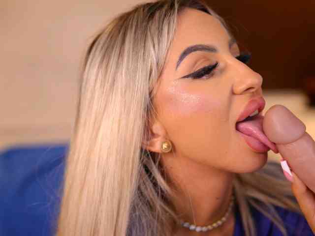 CelineDyor
