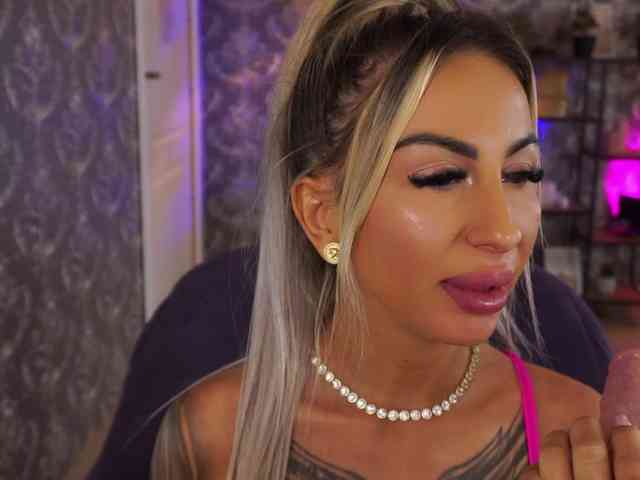 CelineDyor webcam