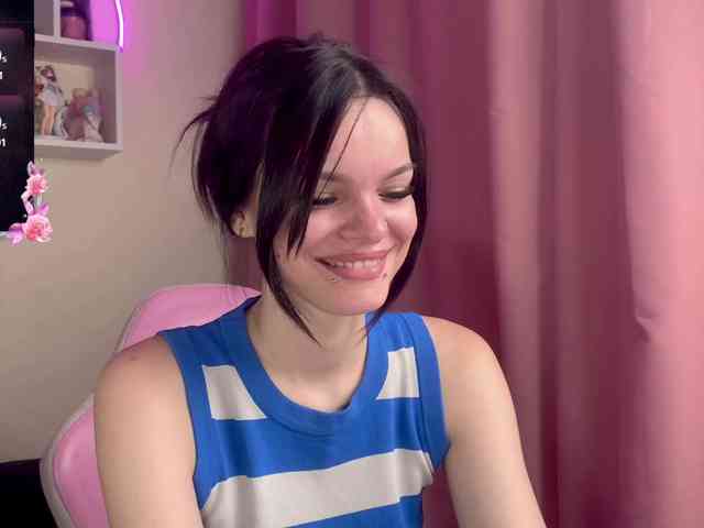 PlayfulJulia Sex Cam Show