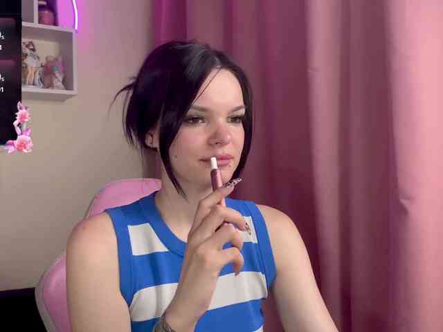 PlayfulJulia Sex Cam Show