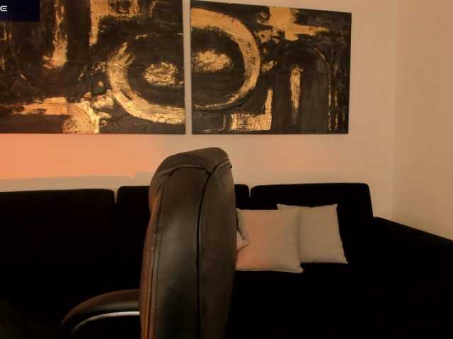 CaitlynBell live cam on BongaCams