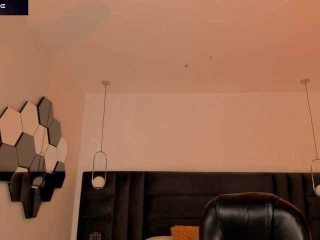 CaitlynBell live cam on BongaCams