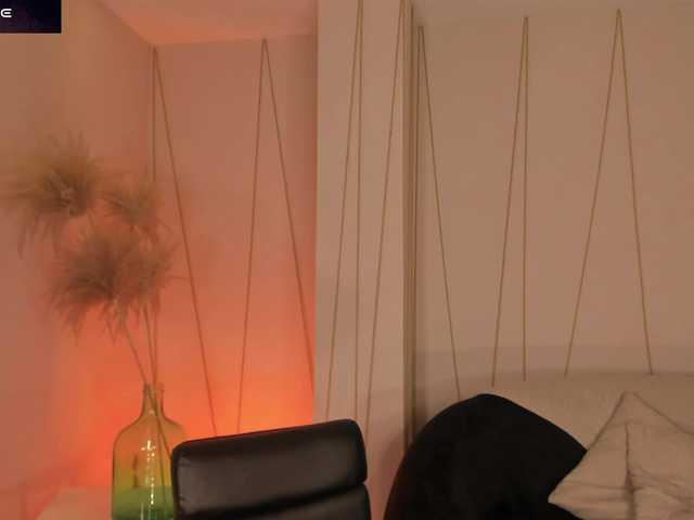 CaitlynBell live cam on BongaCams