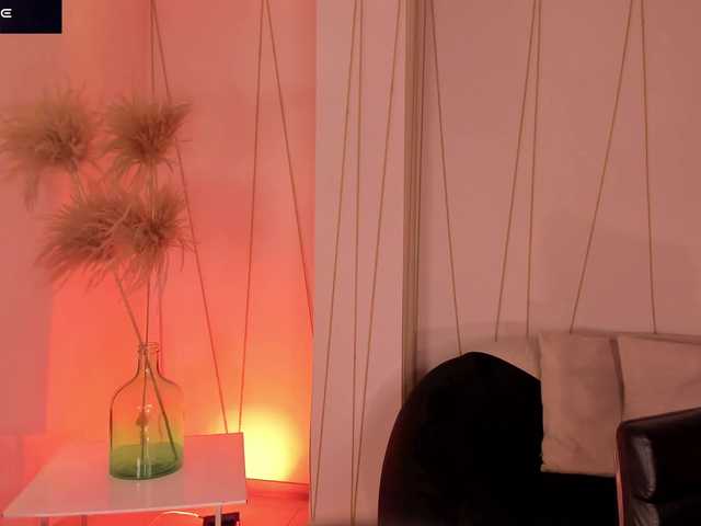 CaitlynBell live cam on BongaCams