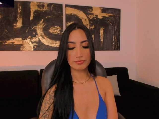 CaitlynBell live cam on BongaCams