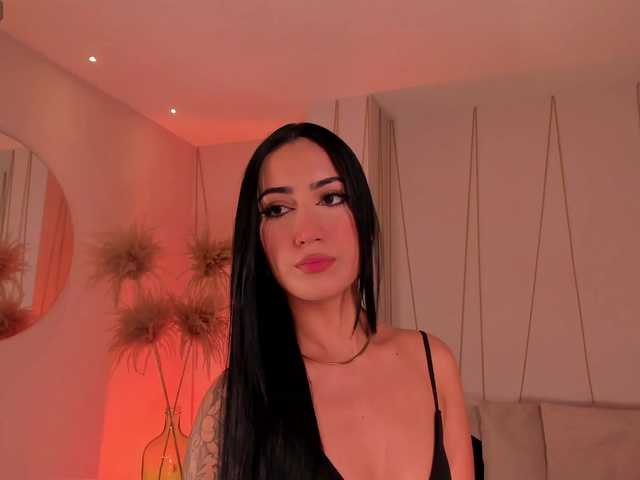 CaitlynBell live cam on BongaCams