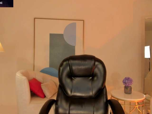 CaitlynBell live cam on BongaCams