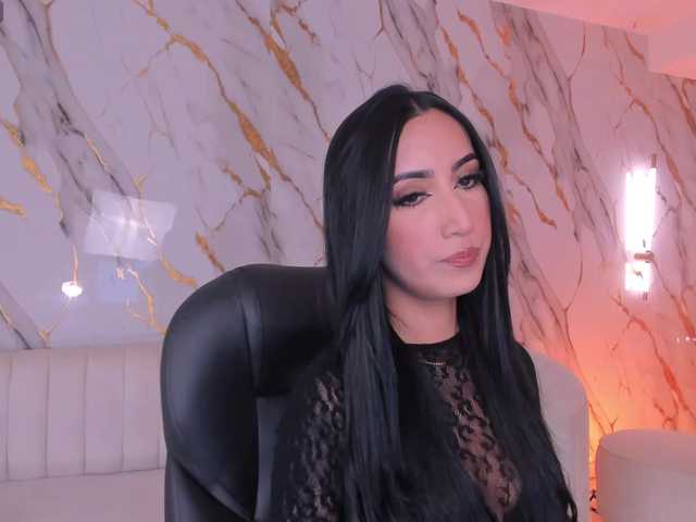 CaitlynBell live cam on BongaCams