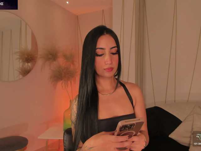 CaitlynBell live cam on BongaCams