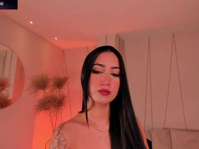 CaitlynBell live cam on BongaCams