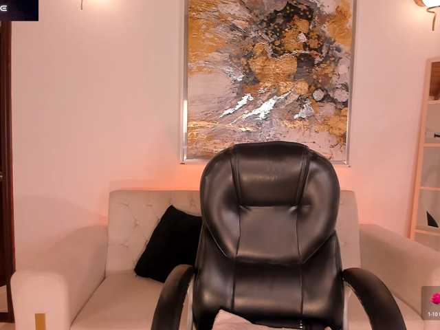 CaitlynBell live cam on BongaCams