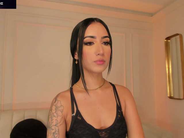 CaitlynBell live cam on BongaCams