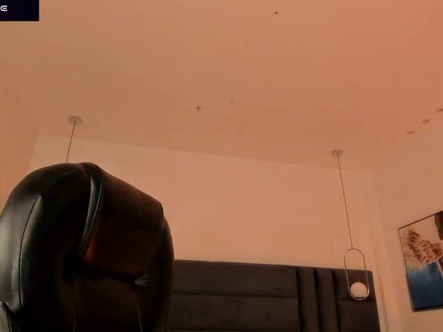 CaitlynBell live cam on BongaCams