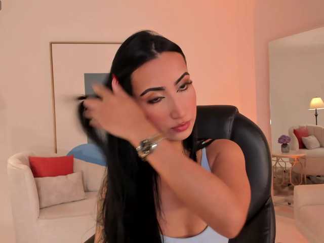 CaitlynBell live cam on BongaCams