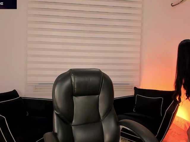 CaitlynBell live cam on BongaCams