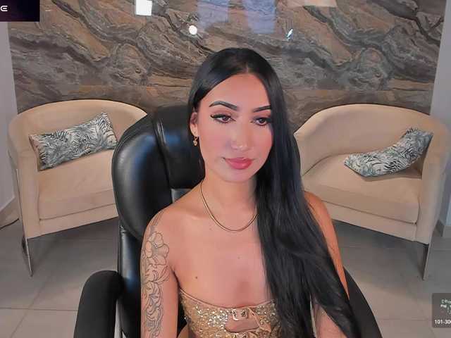 CaitlynBell live cam on BongaCams