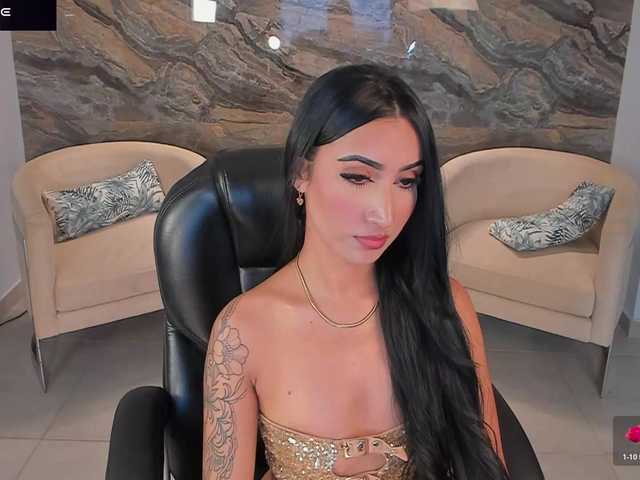 CaitlynBell live cam on BongaCams