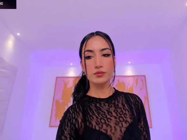 CaitlynBell live cam on BongaCams