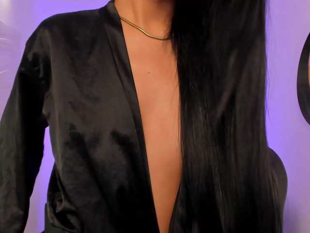 CaitlynBell live cam on BongaCams