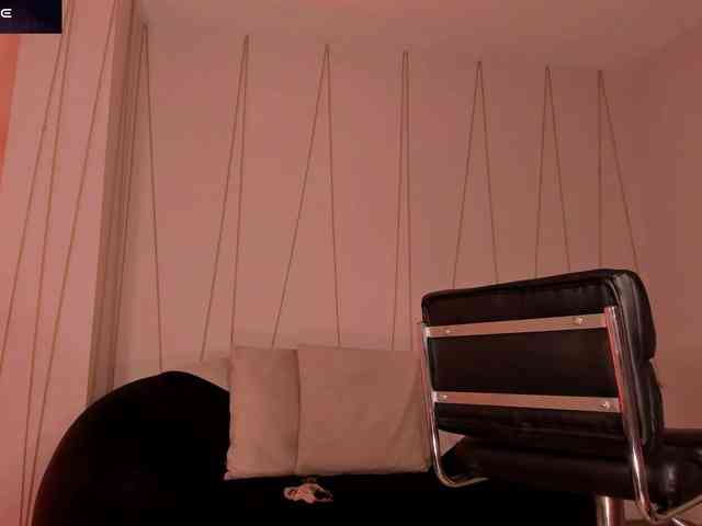 CaitlynBell webcam