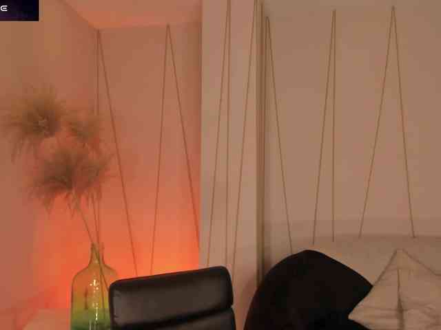 CaitlynBell webcam