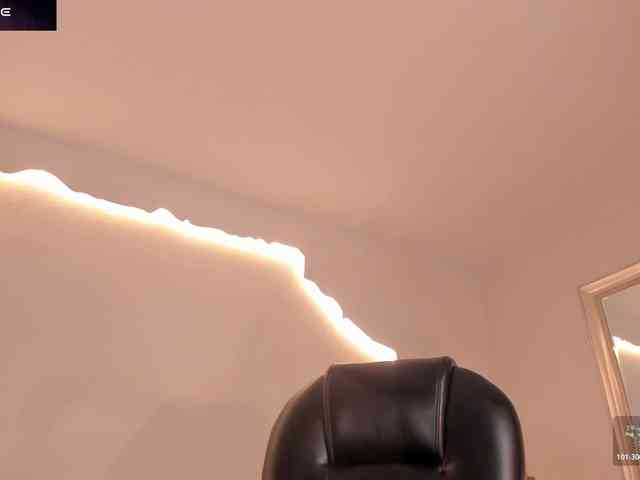 CaitlynBell webcam