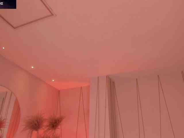 CaitlynBell Sex Cam Show