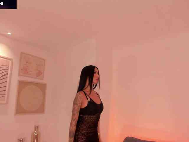 CaitlynBell Sex Cam Show